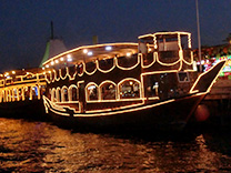 Tour Dubai Dhow Cruise